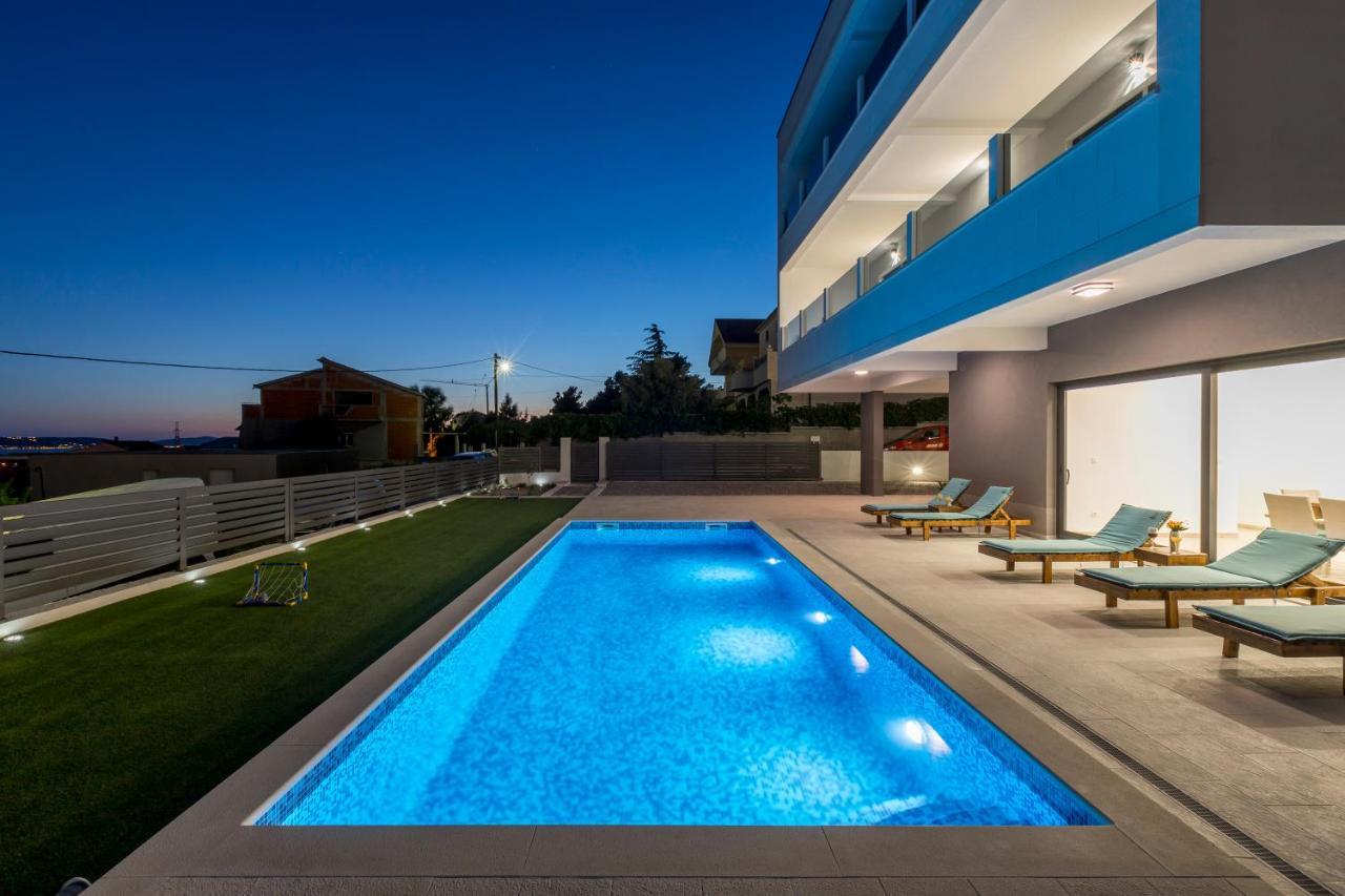 Luxury Villa La Nonna Ana - Heated Pool, Sea View, Near Split Kaštela Eksteriør billede