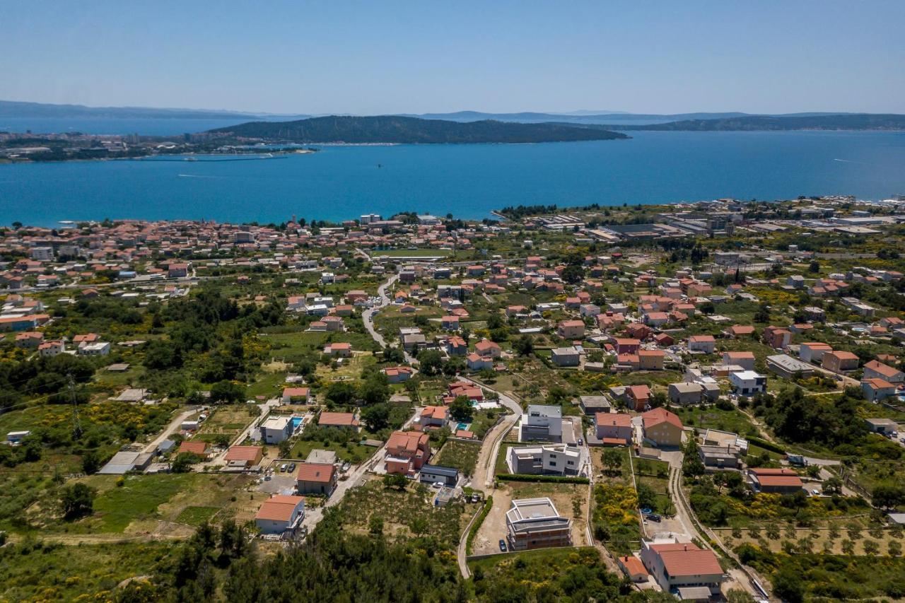 Luxury Villa La Nonna Ana - Heated Pool, Sea View, Near Split Kaštela Eksteriør billede